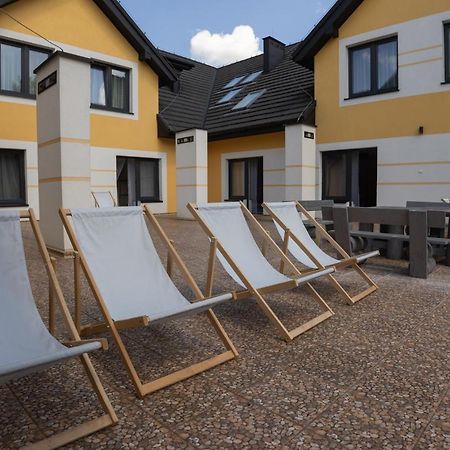 Kresovia Lägenhet Giby Exteriör bild